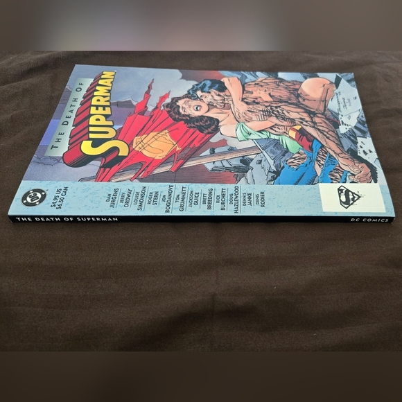 THE DEATH OF SUPERMAN TPB 1993 1st EDITION HIGH GRADE - Picture 4 of 9